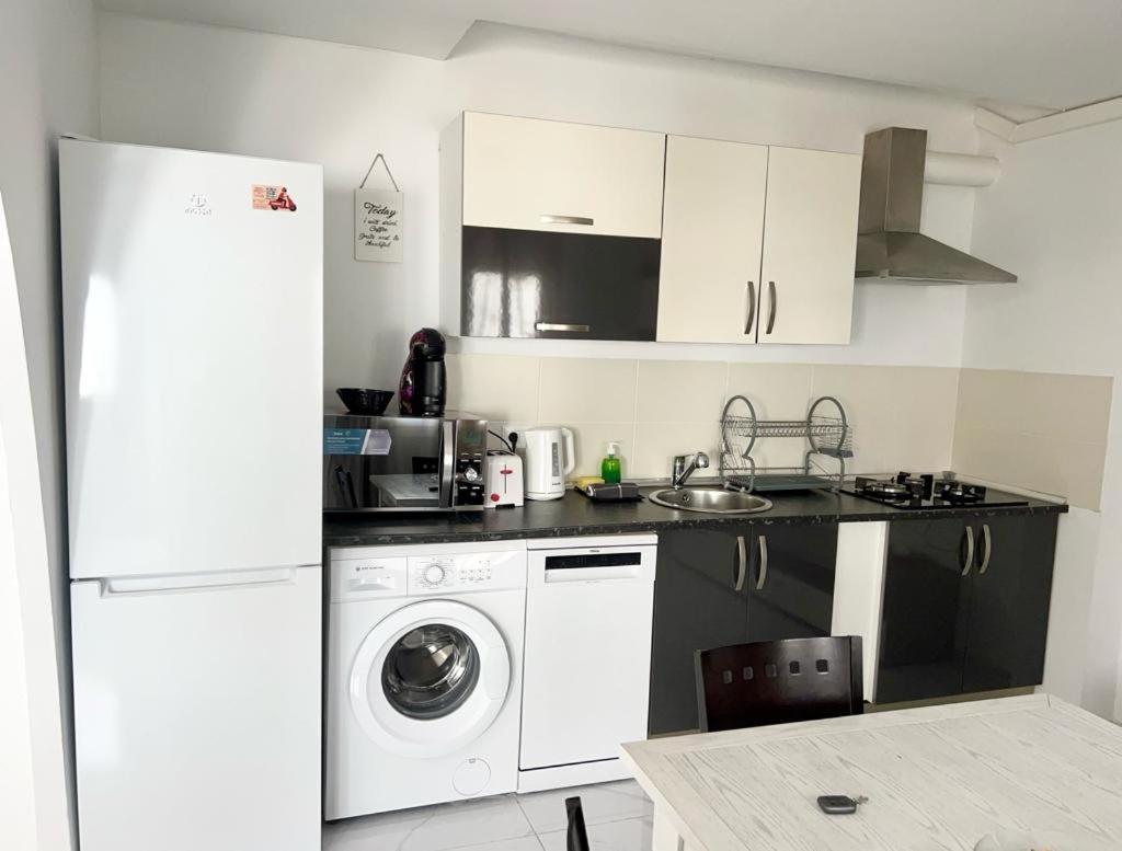 Apartamento Alteagroup Centro المظهر الخارجي الصورة